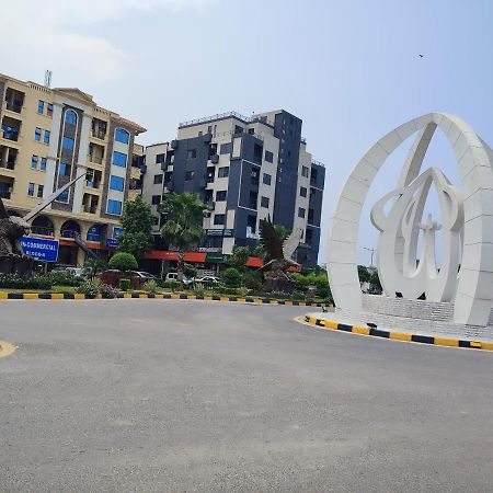 Lavish Residency Guest House Fasial Town Rawalpindi Luaran gambar
