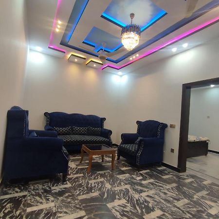 Lavish Residency Guest House Fasial Town Rawalpindi Luaran gambar