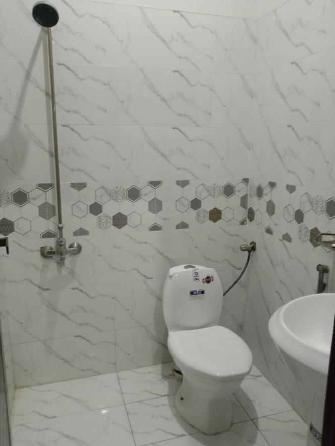 Lavish Residency Guest House Fasial Town Rawalpindi Luaran gambar